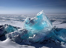 《阿凡达：火与灰》首周末票房表现强劲，唯独美国市场除外。